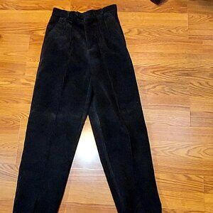 Gap Work Force Black Corduroy Womans Pants Sz 3/4 Cuff bottom Zip Front Botton C